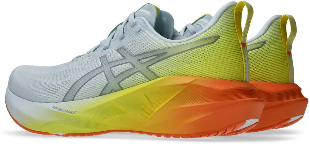 ASICS Running Novablast 5 Sportschoenen - 42.5 - Veelkleurig