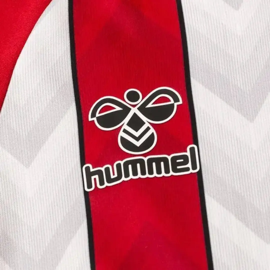 Hummel Thuisshirt Southampton 2021/22 - Kind - Rood/Wit - afbeelding 6 van 6