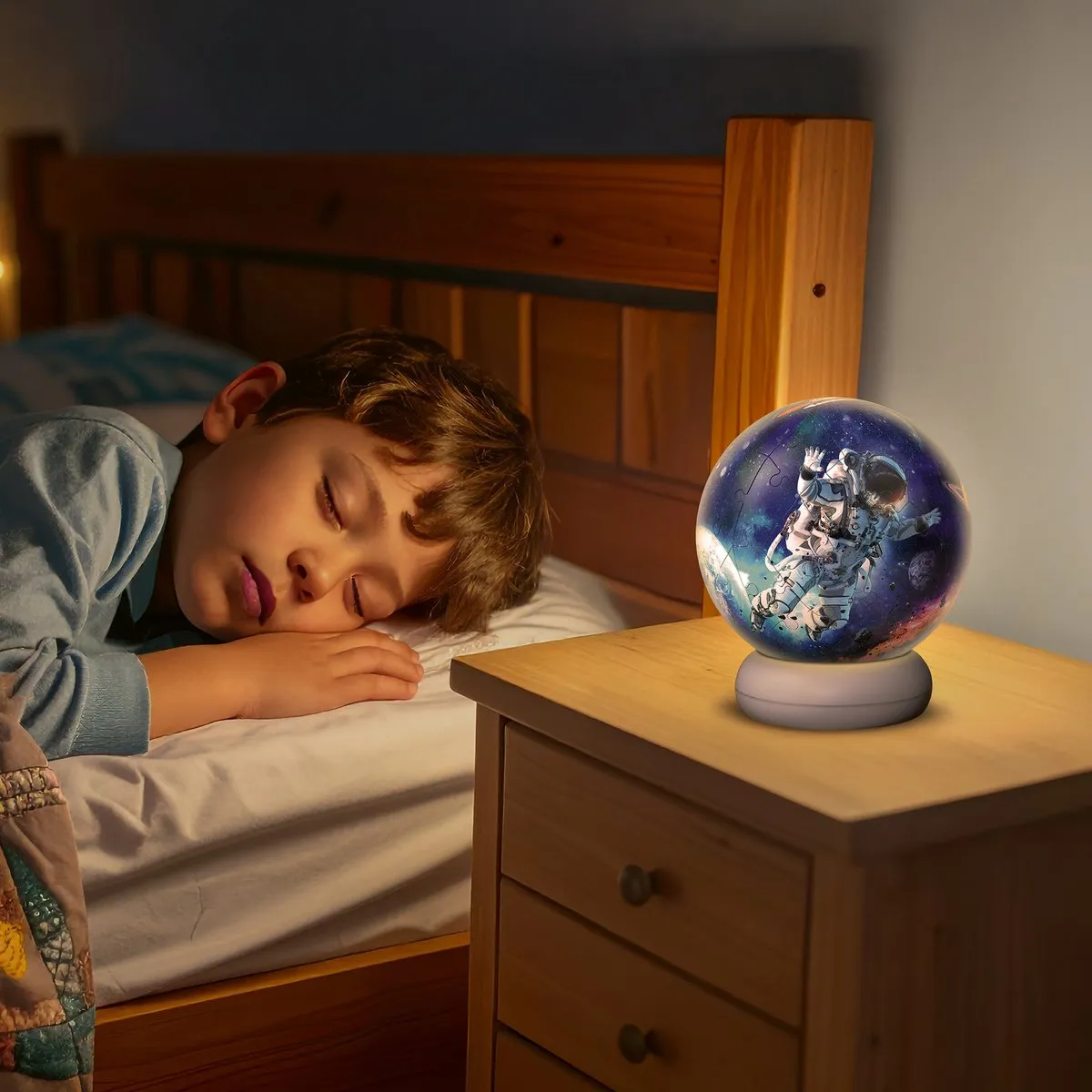 Ravensburger Astronauten 3D Puzzle-Ball Nachtlicht 73 Stukjes