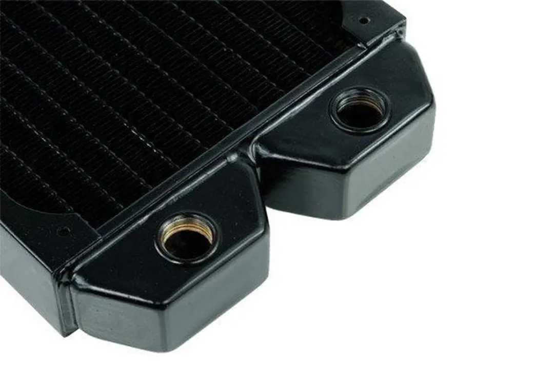 Alphacool NexXxoS ST30 Koeler - Zwart