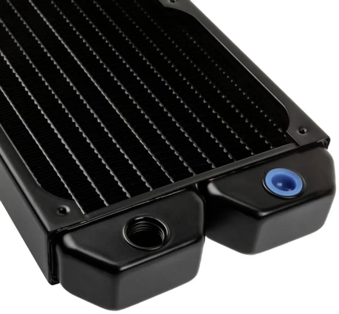 Alphacool NexXxoS ST30 Koeler - Zwart