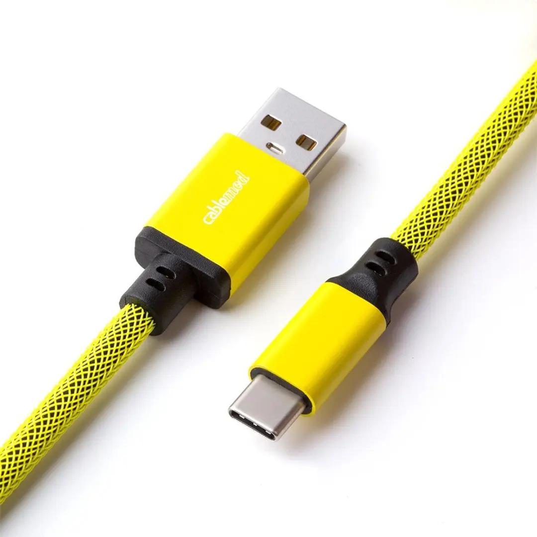 Cablemod CM-PKCA-CYAY-KY150KY-R USB-kabel Geel 1,5m