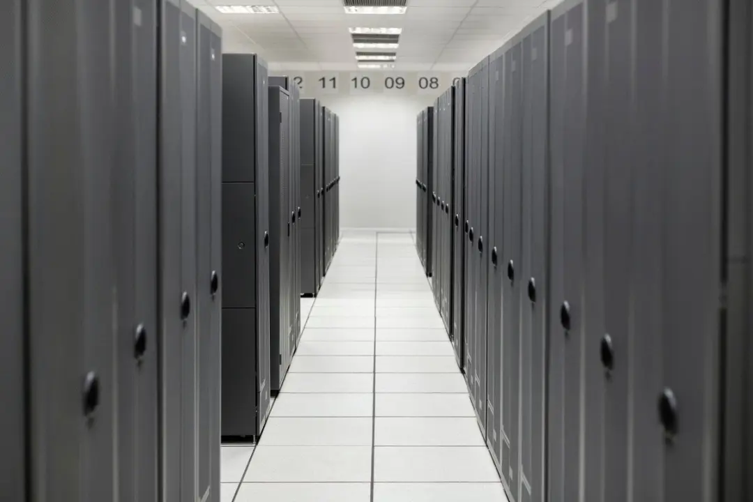 HPE ProLiant DL3XX Gen12 P75740-B21 Schijflade