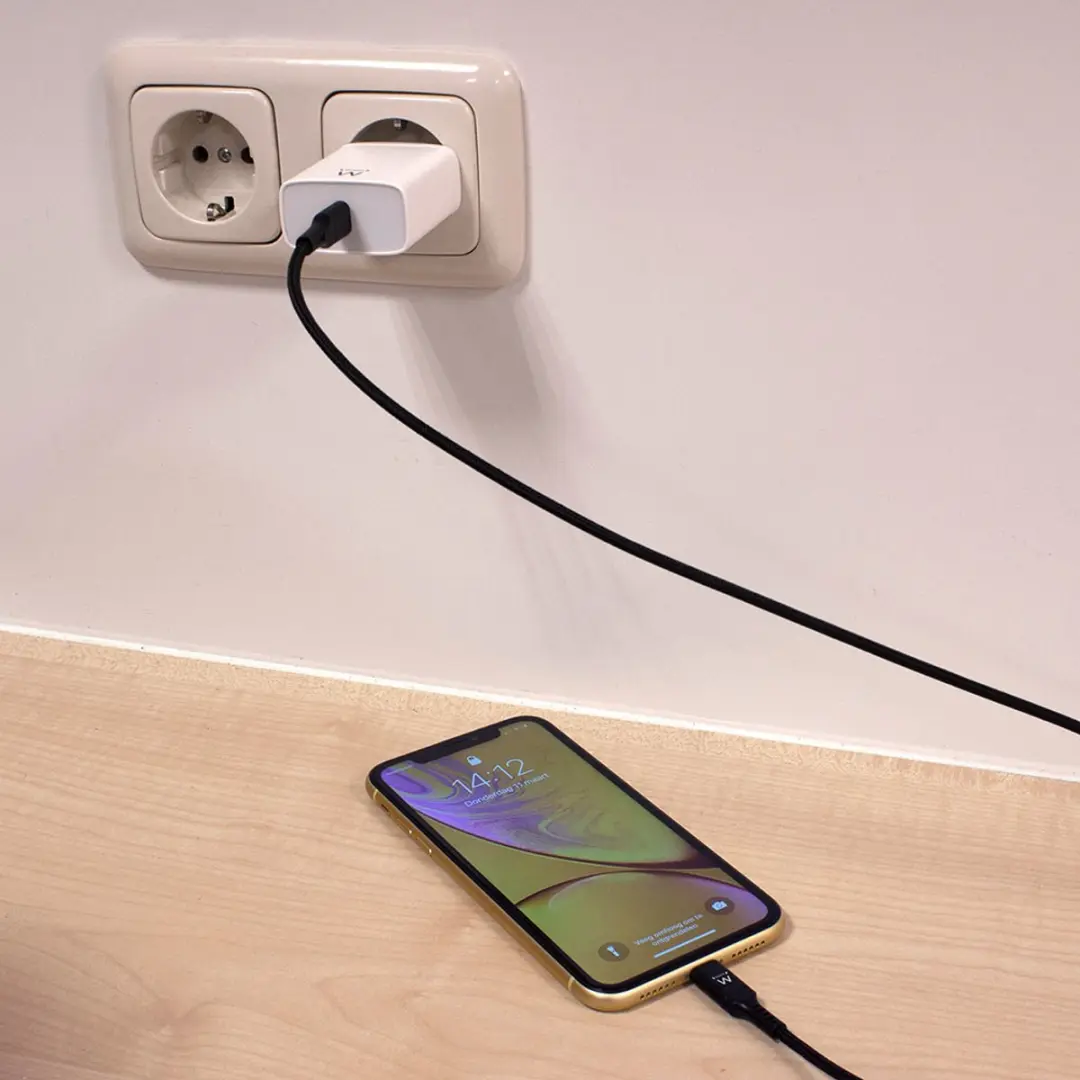 Eminent EW1378 Lightning-kabel - Zwart