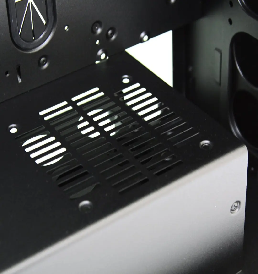 LC Power Gaming 986B Midi Tower - Zwart