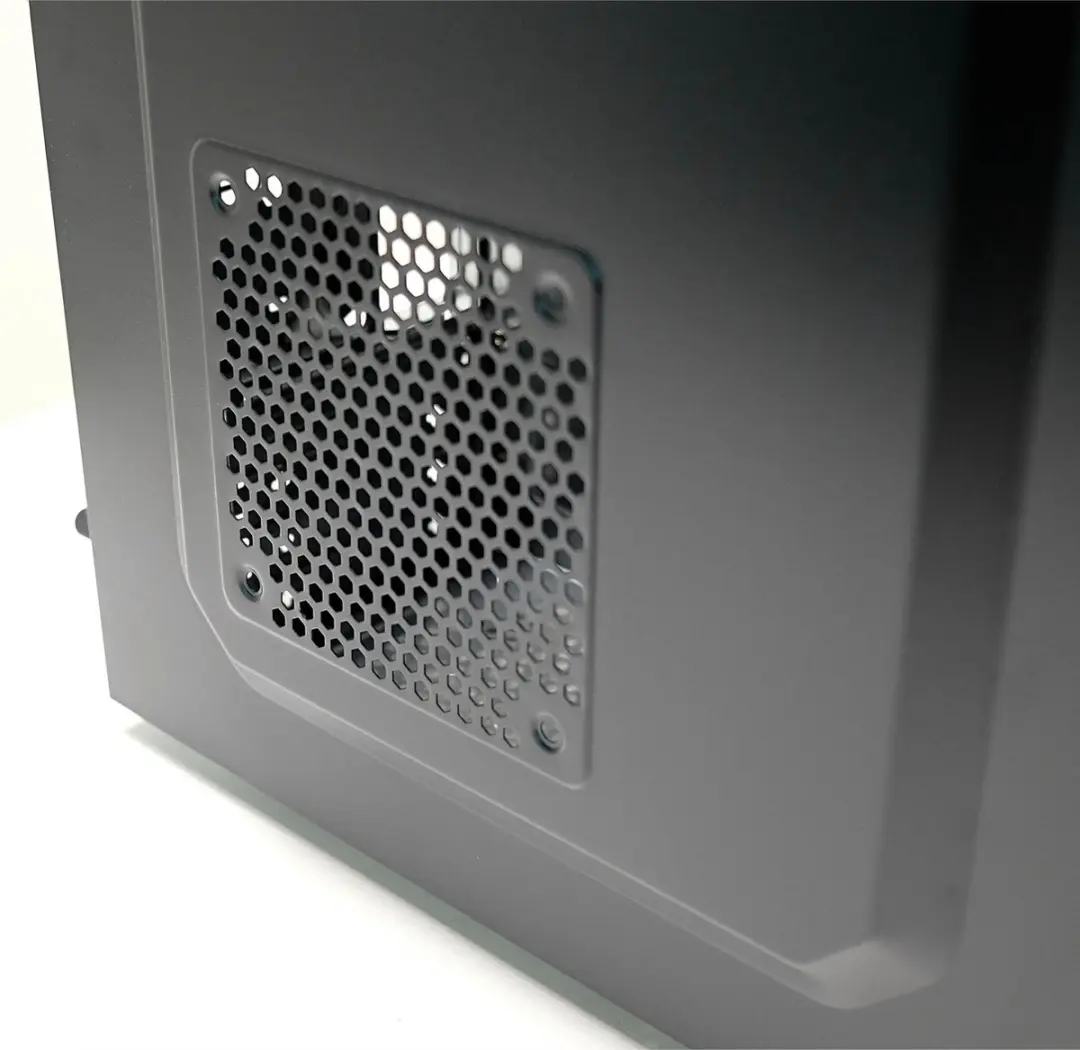 LC Power Micro-ATX Behuizing - 3x 2.5" 2x 3.5" - USB-C/USB3.0 - Zwart