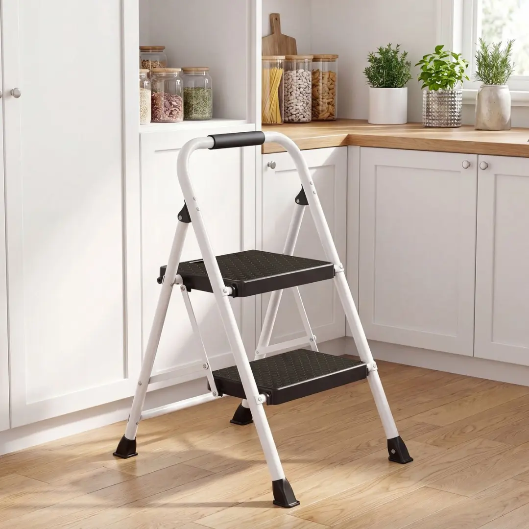 Songmics Opvouwbare Trap 2-treden - 54,5 x 46,5 x 79cm - Wit