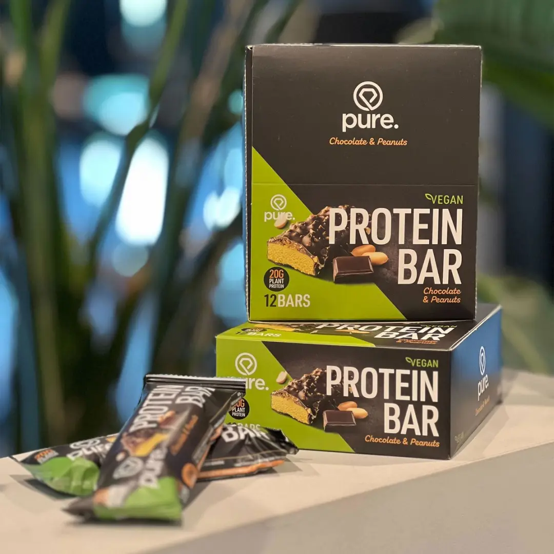 Pure Vegan Protein Bar Chocolade & Pinda's - 12 Stuks