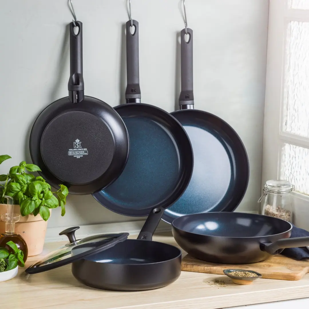BK Blue Label Inductiekoekenpan 24cm - Zwart