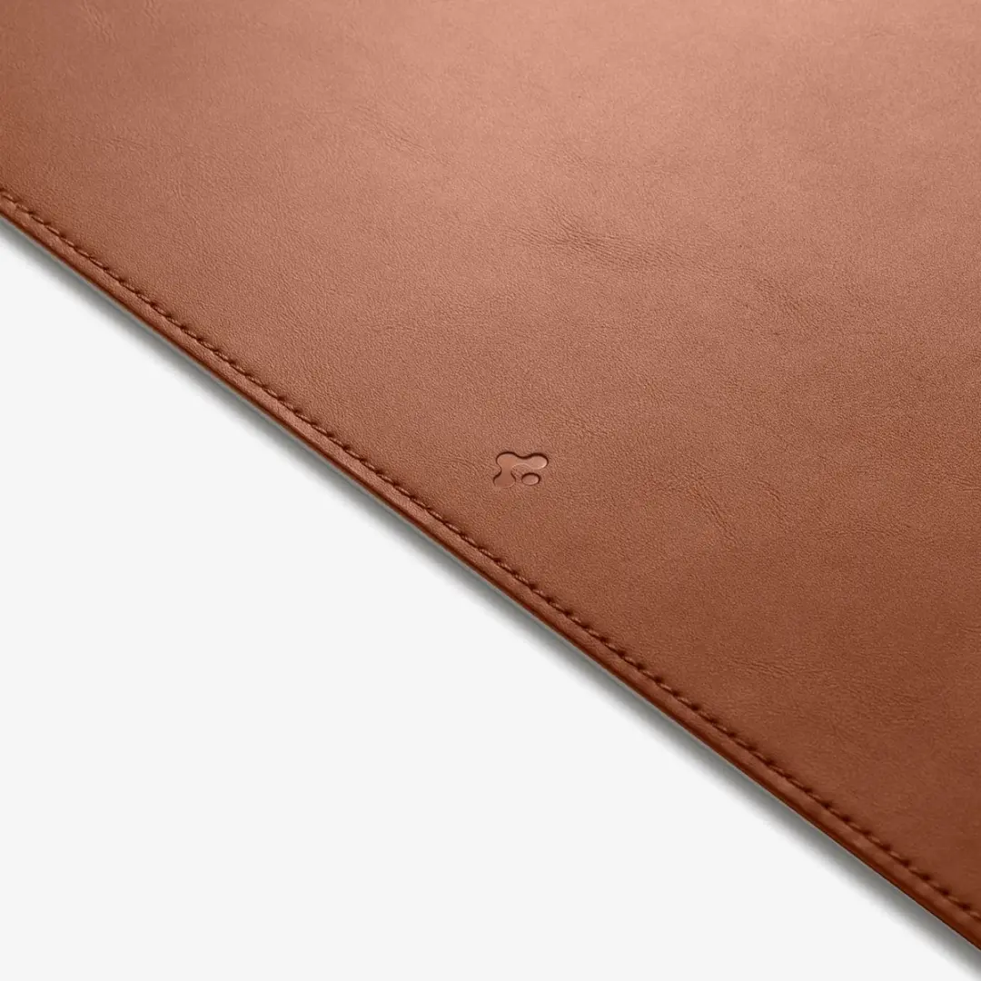 Spigen LD301 Mouse Pad - Bruin