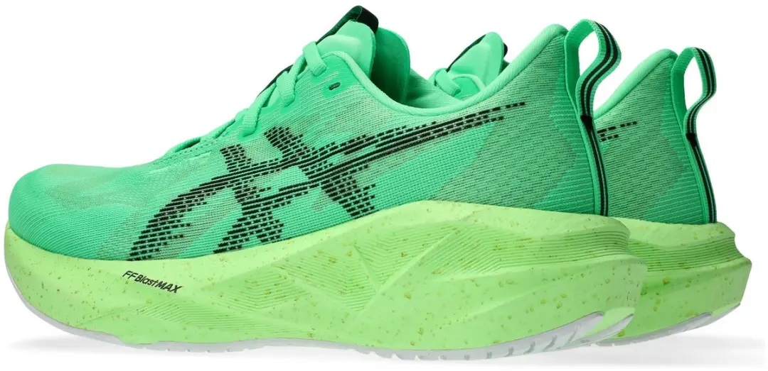 ASICS Novablast 5 Ekiden Hardloopschoenen 44.5 - Groen