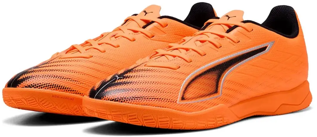PUMA Ultra 6 Play Zaalschoenen - 39 - Oranje