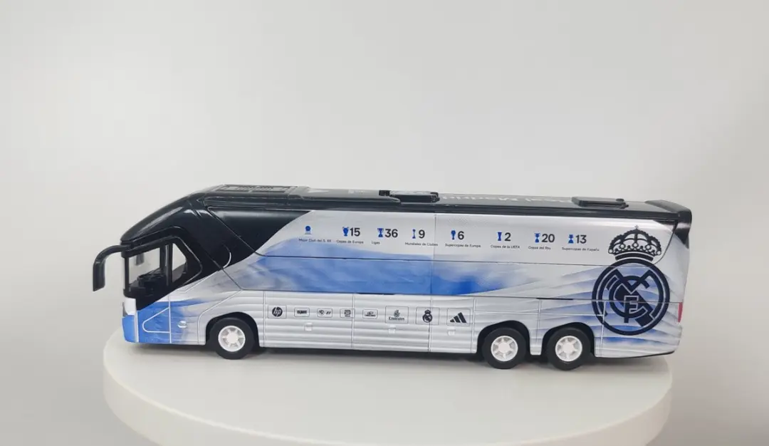 Van der Meulen Real Madrid CF Bus Schaalmodel 1:50 - Multicolor