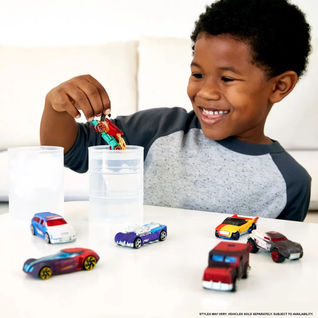 Hot Wheels Colour Shifters R1171 Auto - 1:64 - Divers