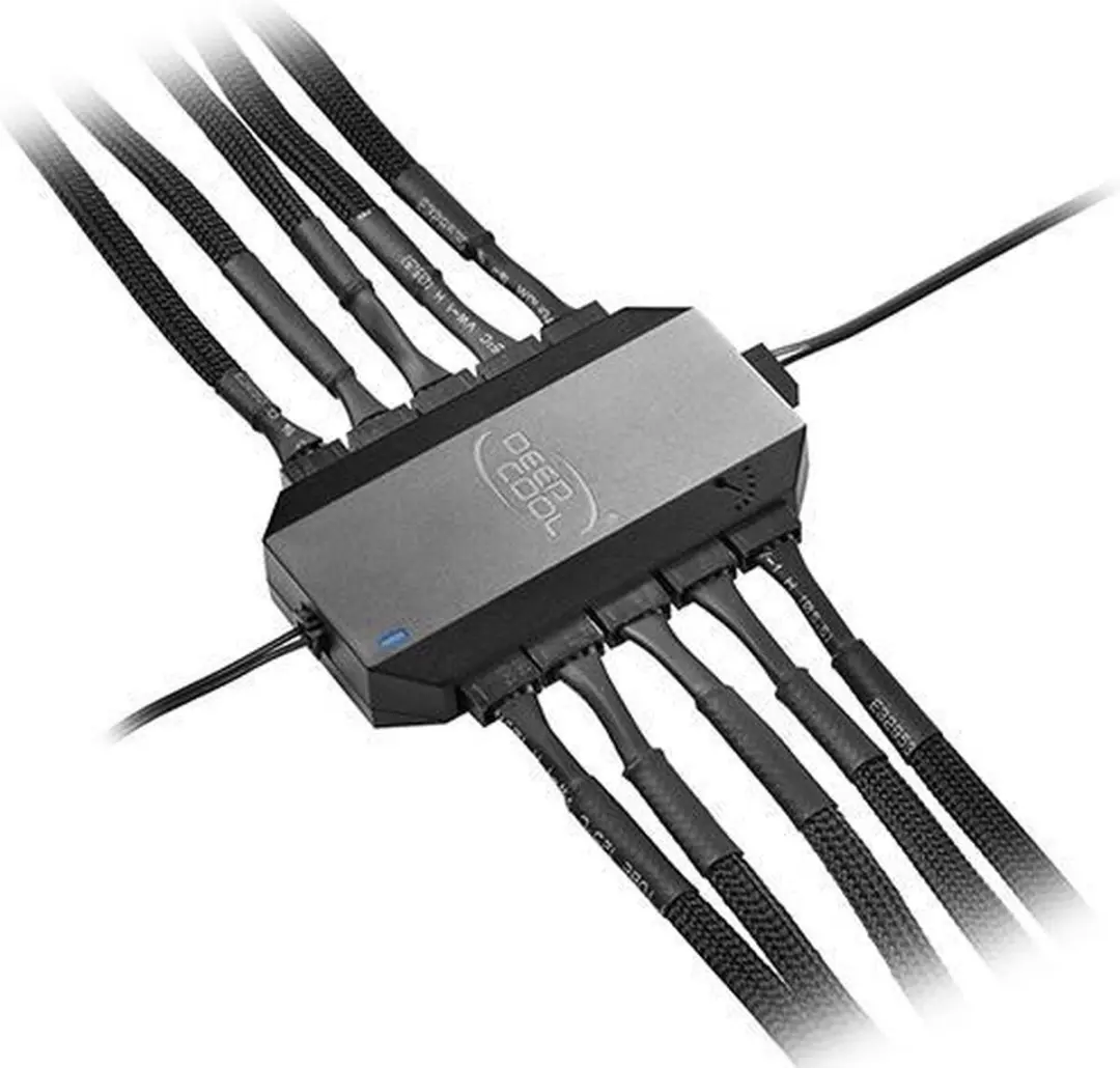 DeepCool FH-10 PWM Fan Hub - 10 Poorten - Zwart