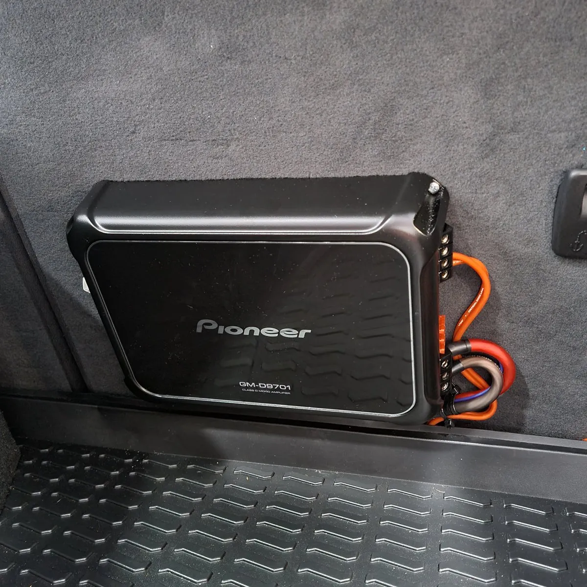 Pioneer GM-D9701 1-kanaals Autoversterker 2400W