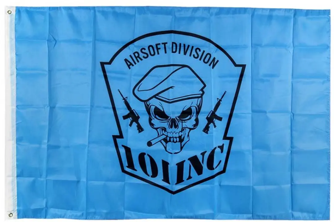 101 INC Vlag Skull + Sigaar - Oranje