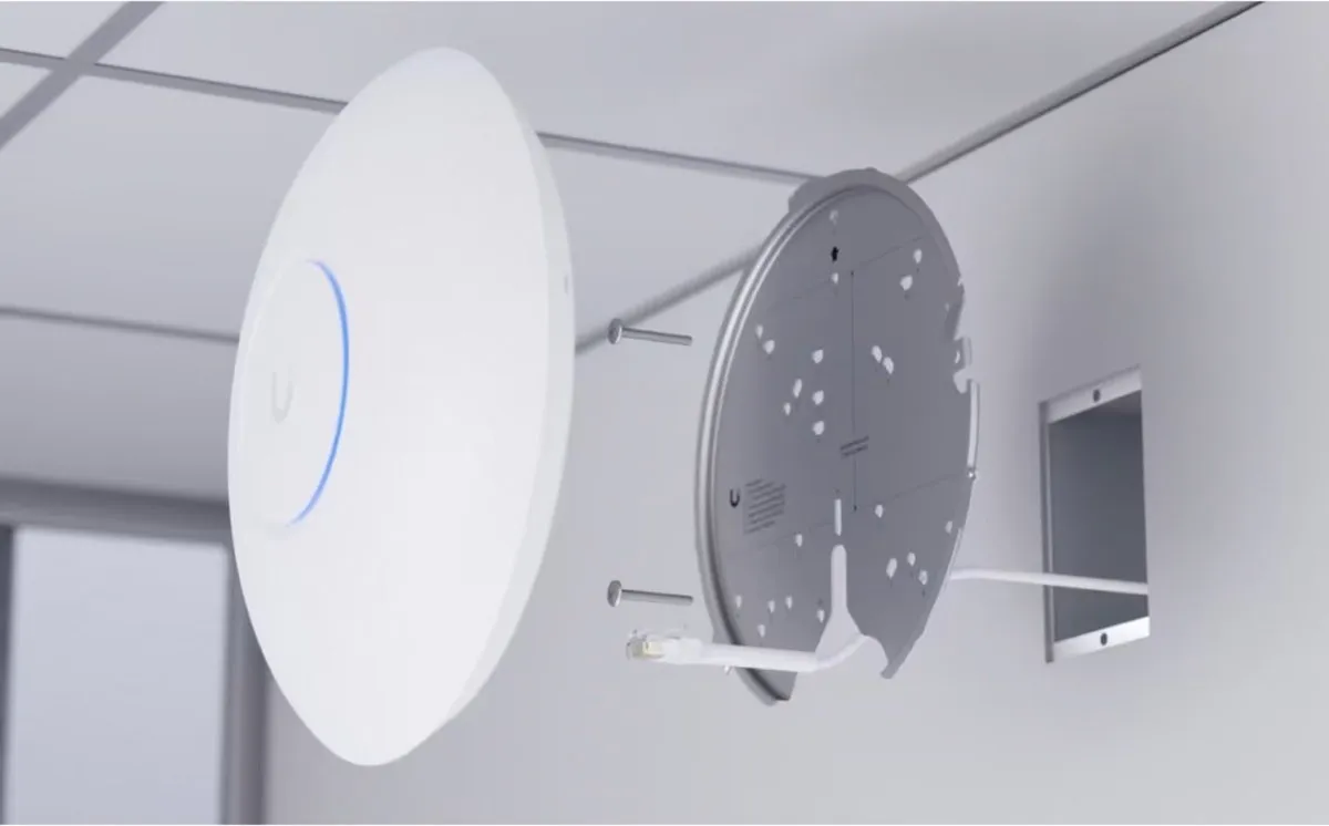Ubiquiti UniFi U7-PRO-MAX Accesspoint WiFi 7 6GHz - Wit
