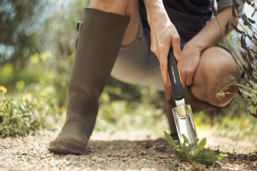Fiskars Xact Onkruidsteker 338mm - Softgrip