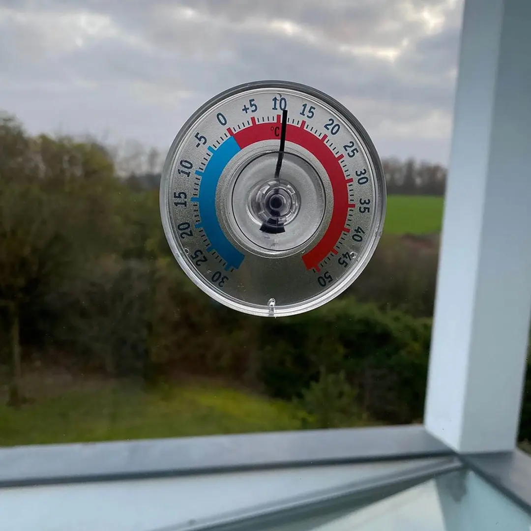 TFA Dostmann Raamthermometer Analoog 8x8cm Transparant