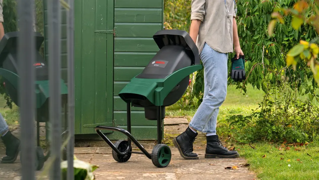 Bosch AXT Rapid 2200 Hakselaar - 40mm takdiameter - met Aanduwstok - afbeelding 6 van 6
