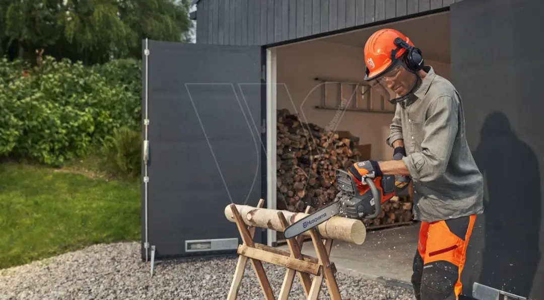Husqvarna 225i Accu Kettingzaag 12" - 36V - 20 m/s - afbeelding 6 van 6