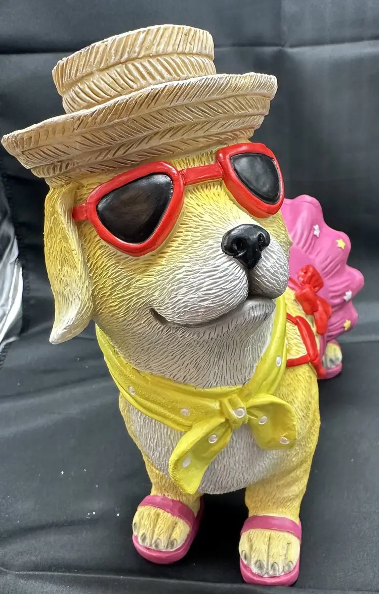 Impuls Tropische Hond met Roze Rok Decoratief Beeld - Meerkleurig