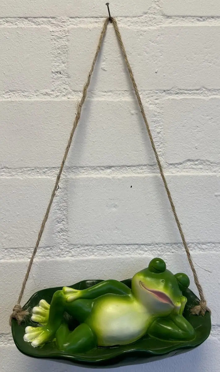 Impuls Kikker Polyresin Hangend Dier