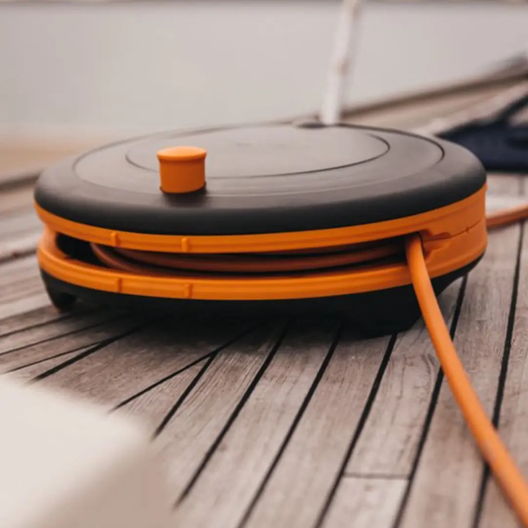 Fiskars Slanghaspel S 15m Wandbevestiging - Zwart Oranje - afbeelding 6 van 6