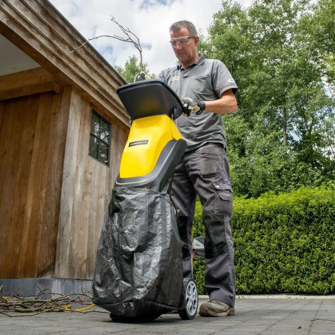 Powerplus POWEG6421 Elektrische Hakselaar 2500W - 44mm - 45L