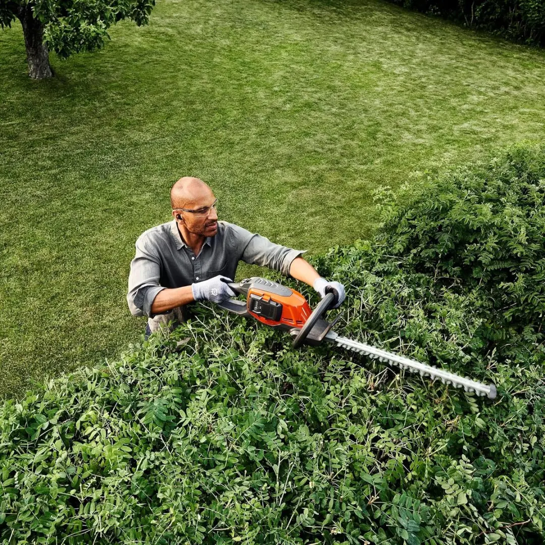 Husqvarna 215iL Grastrimmer & 215iHD45 Heggenschaar - 31mm - 40-B70 Accu
