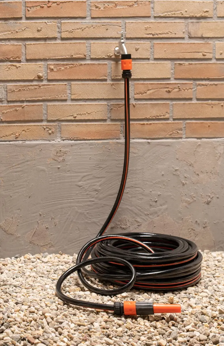 BLACK+DECKER Tuinslangset 20m - 5 Stuks - 6 Bar - Zwart/Oranje