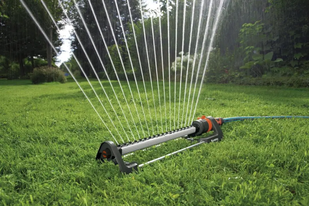 Gardena Aqua L Zwenksproeier 120-280m²
