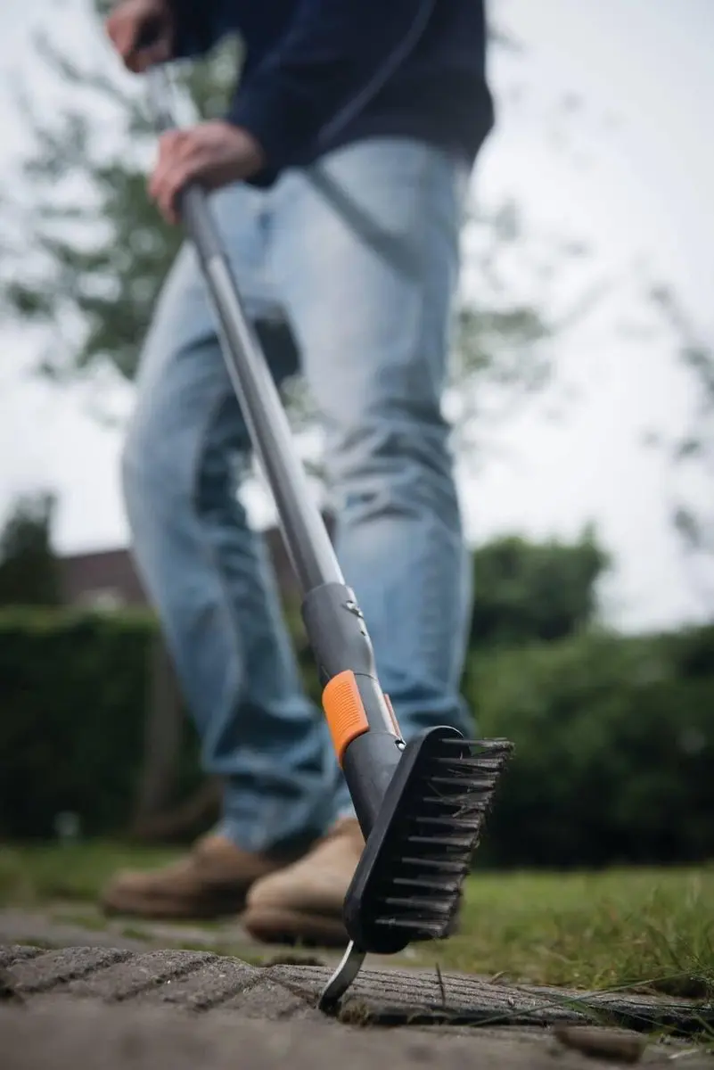 Fiskars QuikFit Voegenborstel - Onkruidverwijderaar - afbeelding 5 van 6