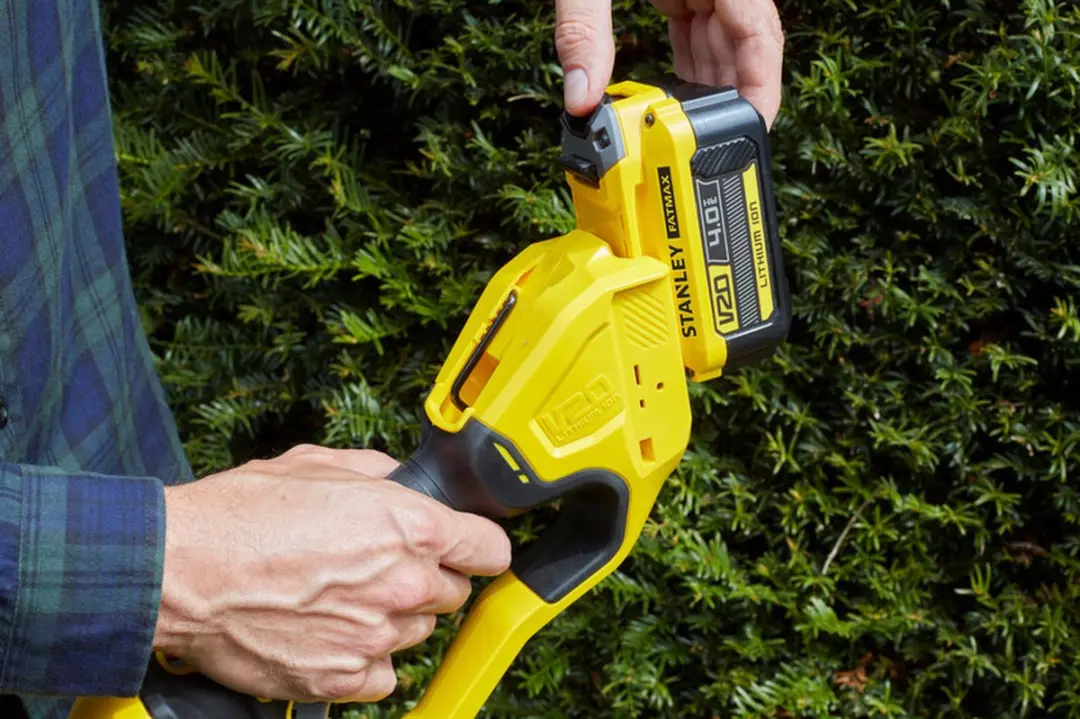 Stanley FatMax V20 18V 45cm Heggenschaar op steel
