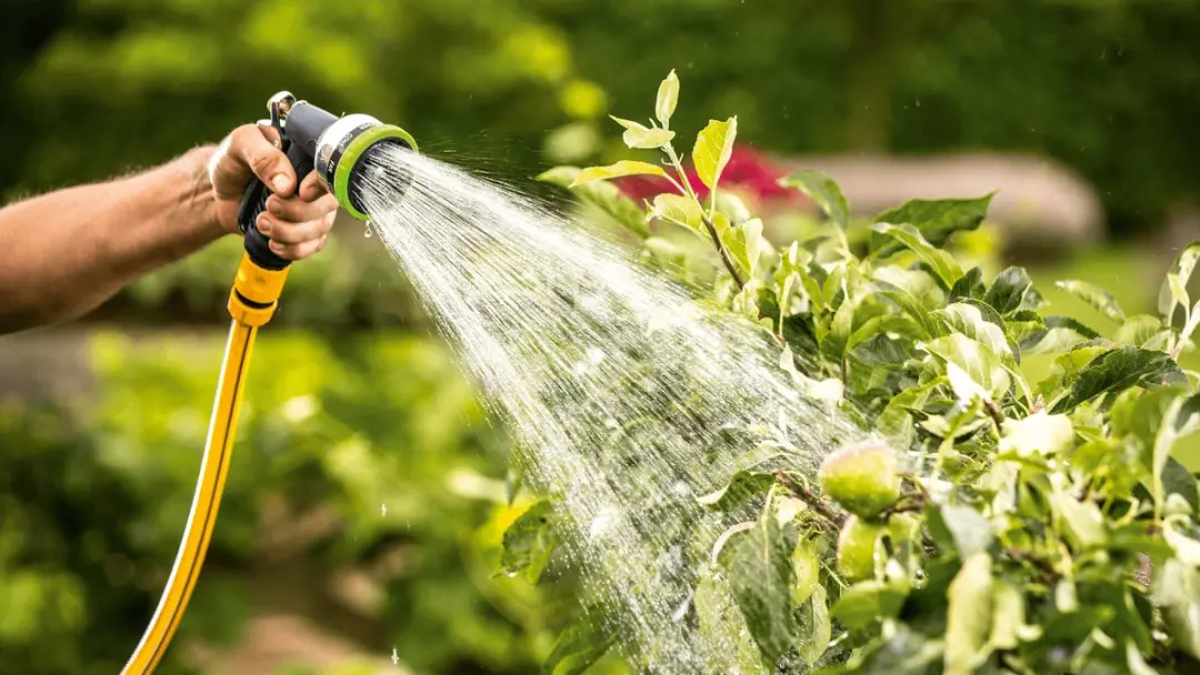 Bosch GardenPump 18V Accu-Tuinpomp 2000 l/h