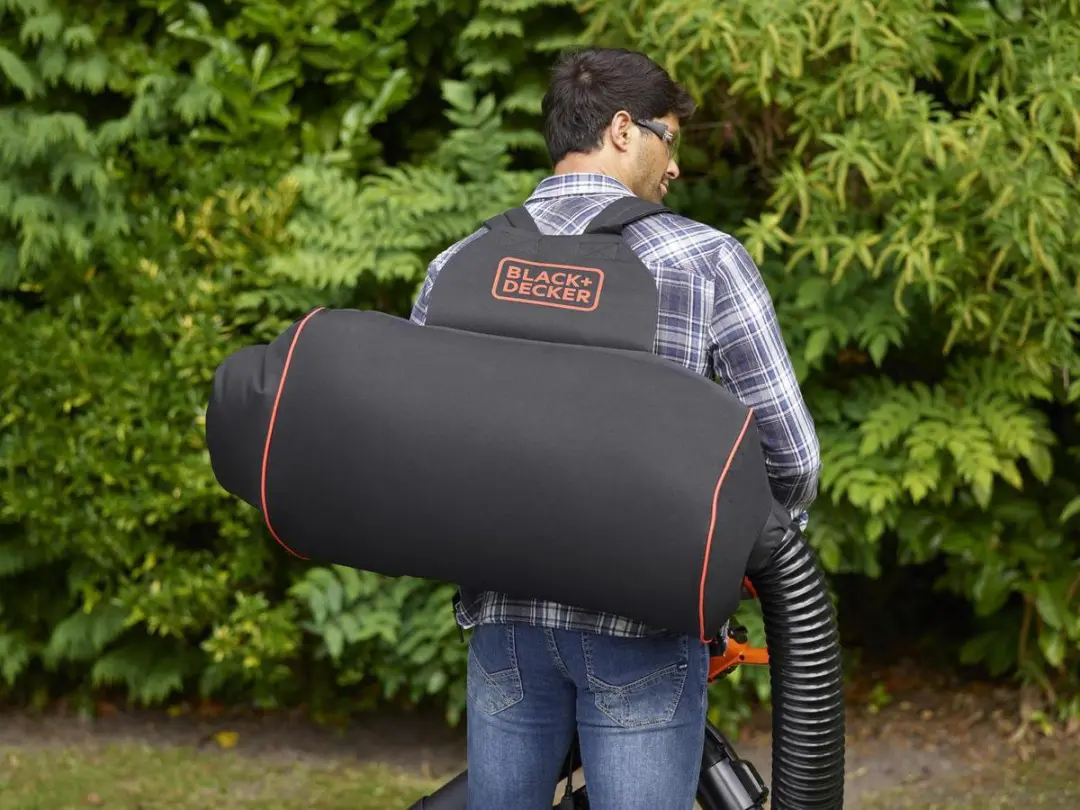 BLACK+DECKER BEBLV300-QS Bladblazer 3000W - Rugzaksysteem