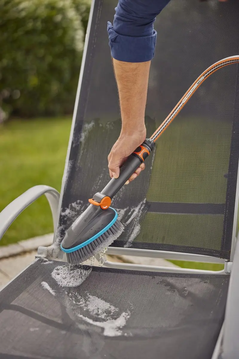 Gardena Cleansystem Handborstel M Soft - Tuinmeubelen
