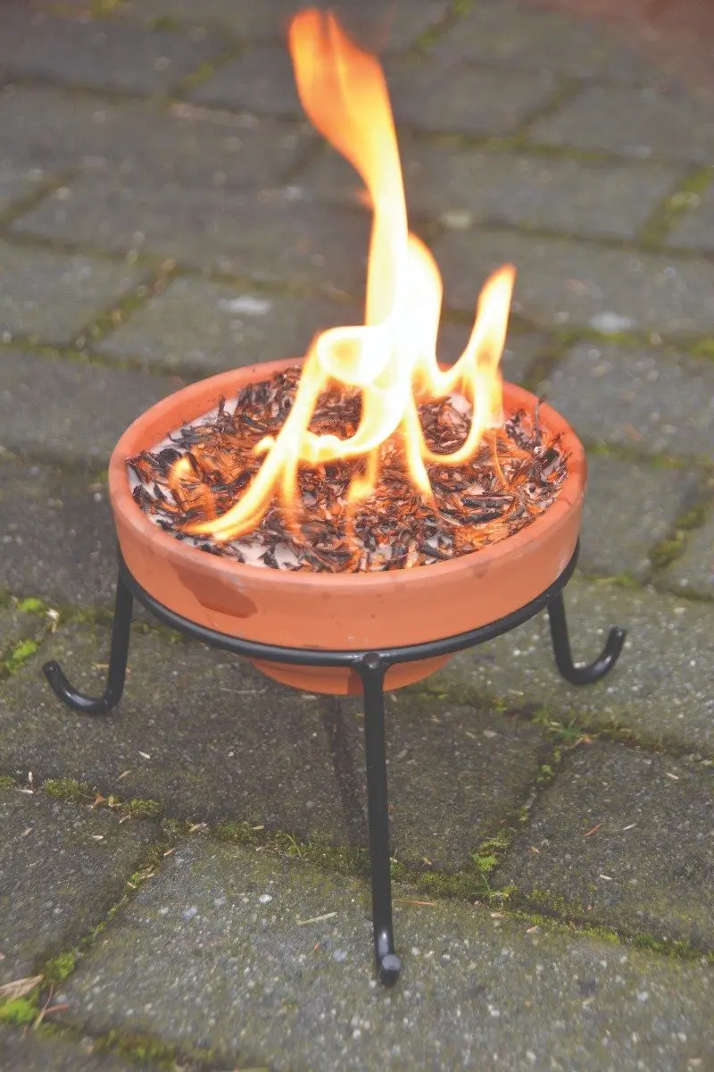 Esschert Design FF167 Vuurpotstandaard - 15cm - Zwart