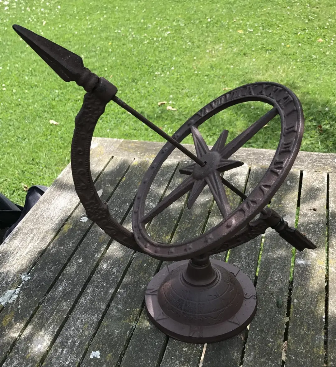 Esschert Design Zonnewijzer Gietijzer Klein