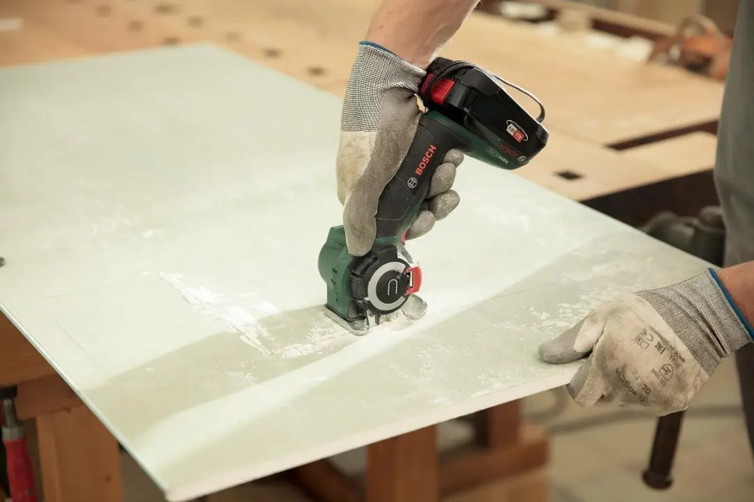 Bosch AdvancedCut 18 Microkettingzaag 2 609 256 D86 - 18V