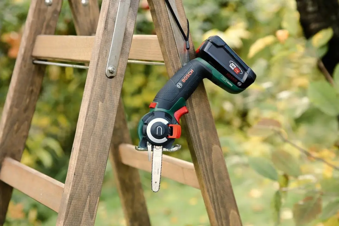 Bosch AdvancedCut 18 Microkettingzaag 2 609 256 D86 - 18V