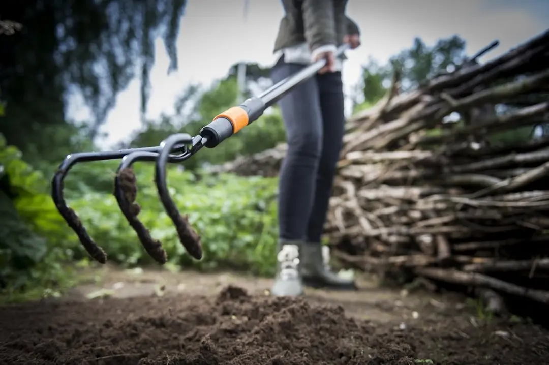 Fiskars Quikfit Drietand Hark - 3 Tanden