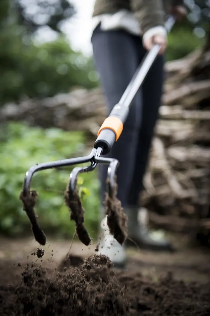 Fiskars Quikfit Drietand Hark - 3 Tanden - afbeelding 6 van 6