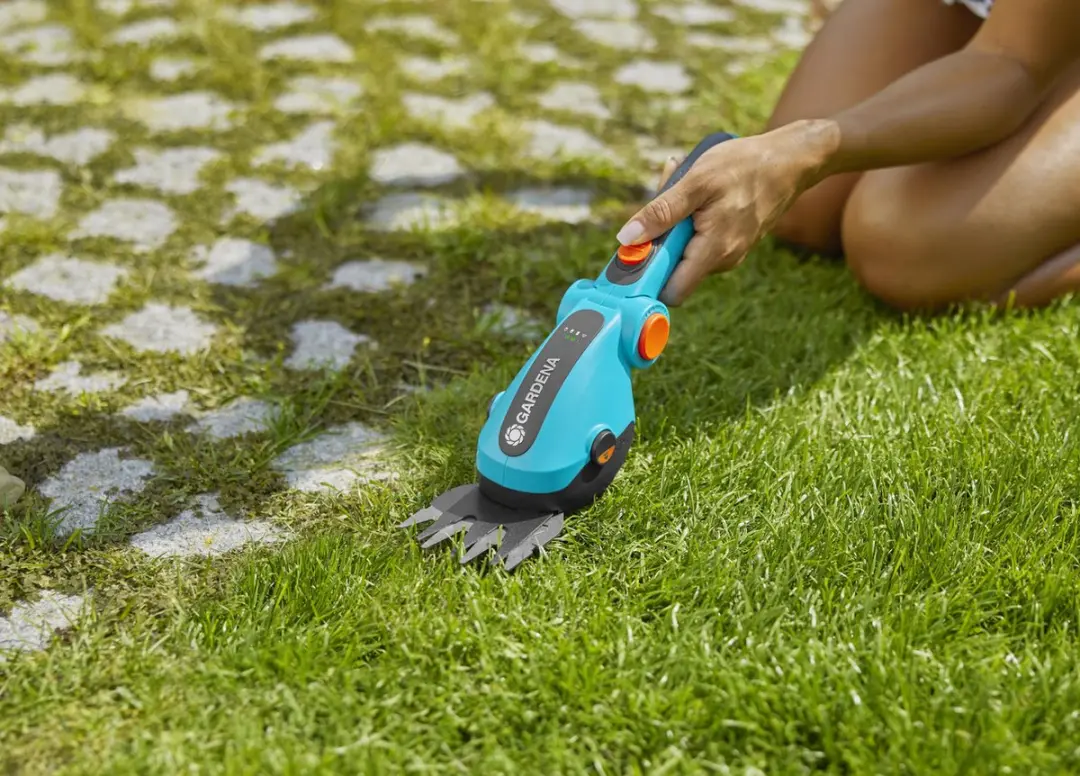 Gardena Comfort Grasschaar Accu - Incl. snoeischaar & grasmes - afbeelding 6 van 6