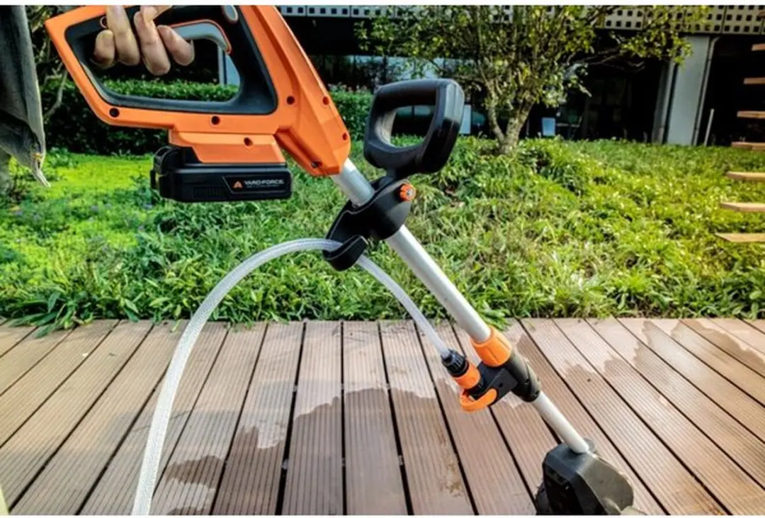 Yard Force LW CPC1W Terrasreiniger 20V - 20cm - afbeelding 6 van 6