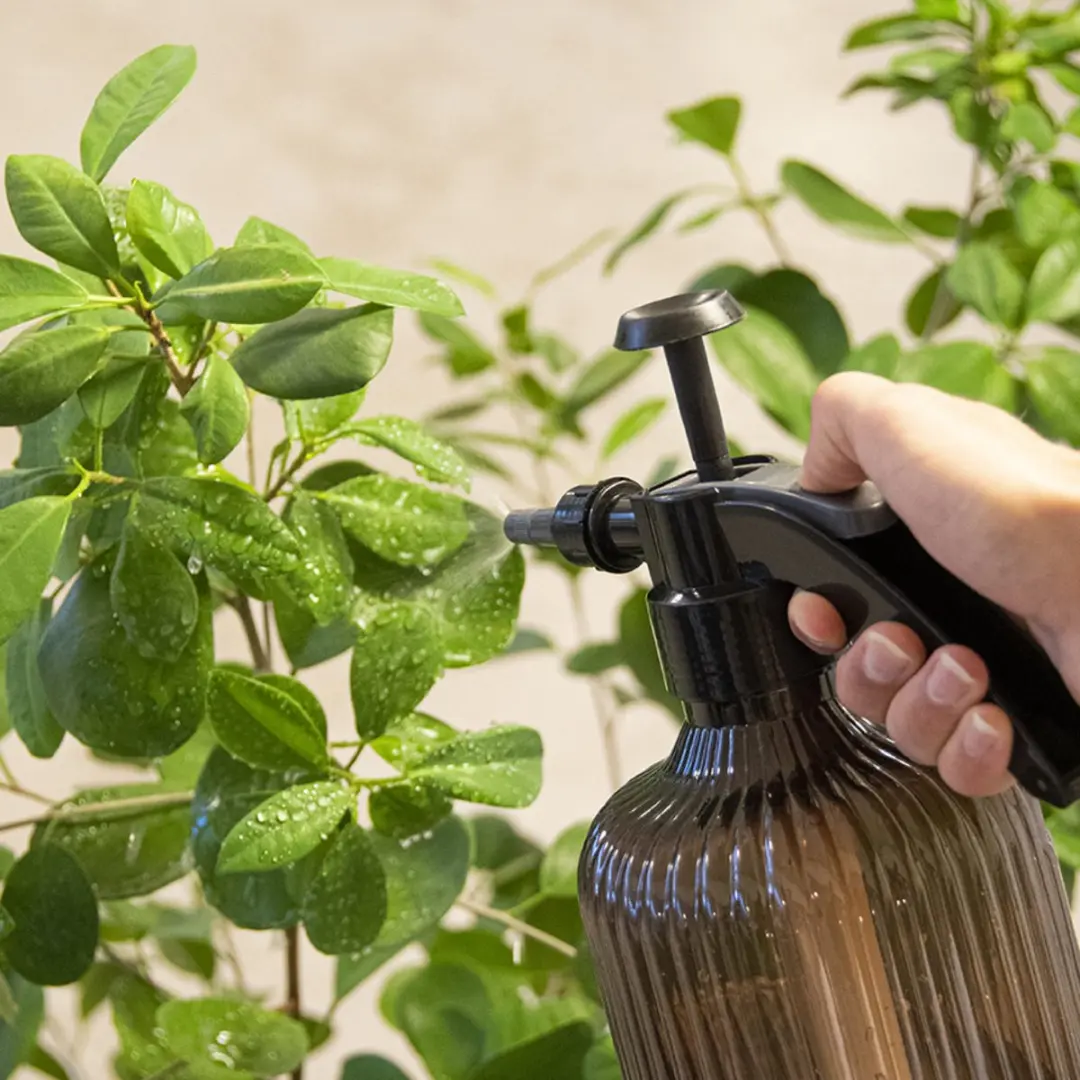 Esschert Design Plantenspuit 2,2L - 33cm