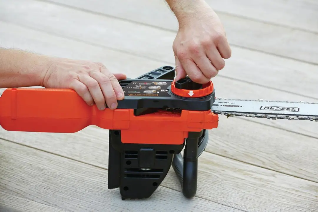 BLACK+DECKER 18V 25cm Kettingzaag GKC1825LB-XJ
