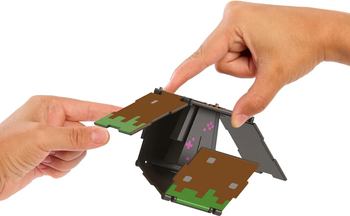 Mattel Minecraft Flippin Action Figure Enderman & Grass Block - HTL53 - Multi