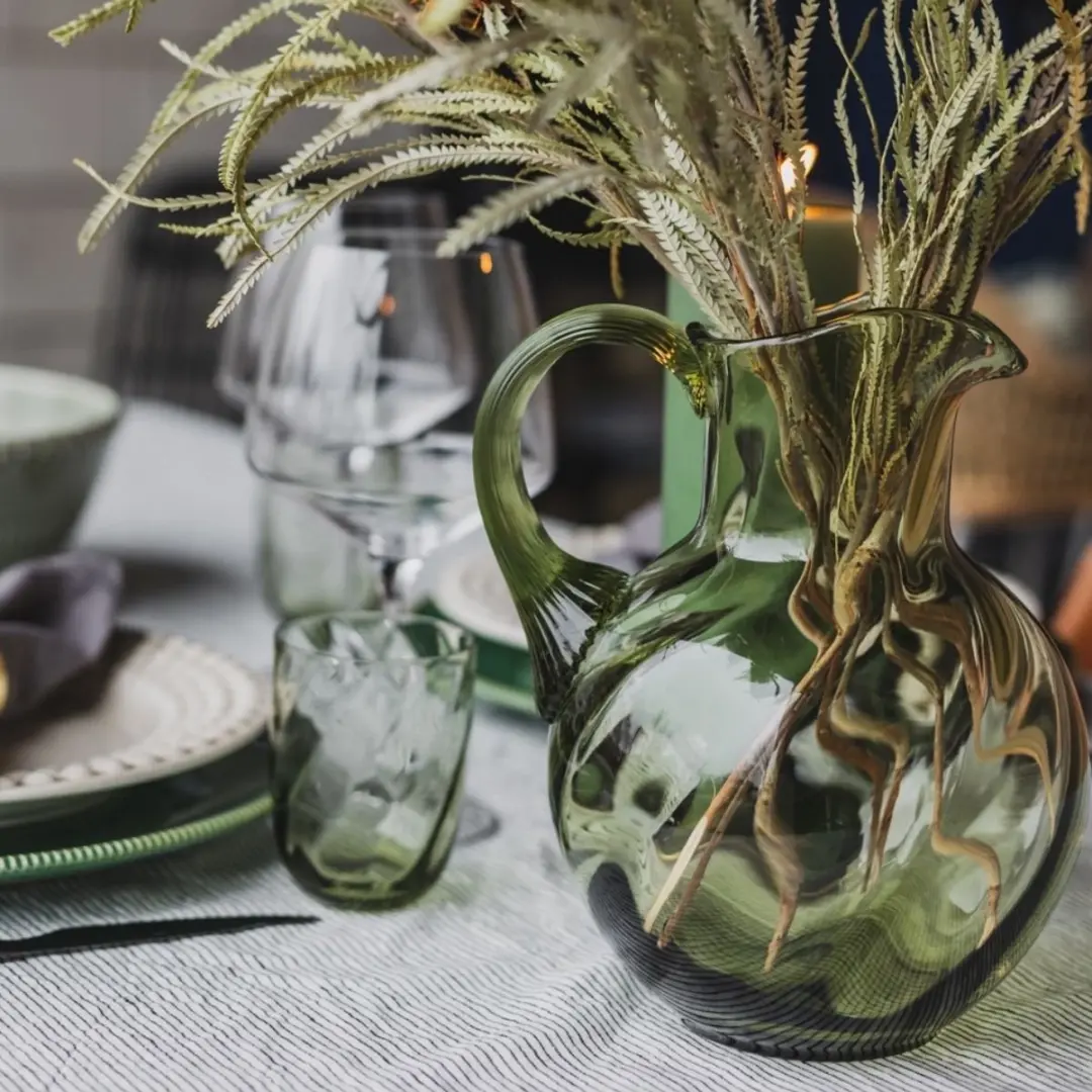 Anna von Lipa Swirl Karaffen 2L - Olijfgroen